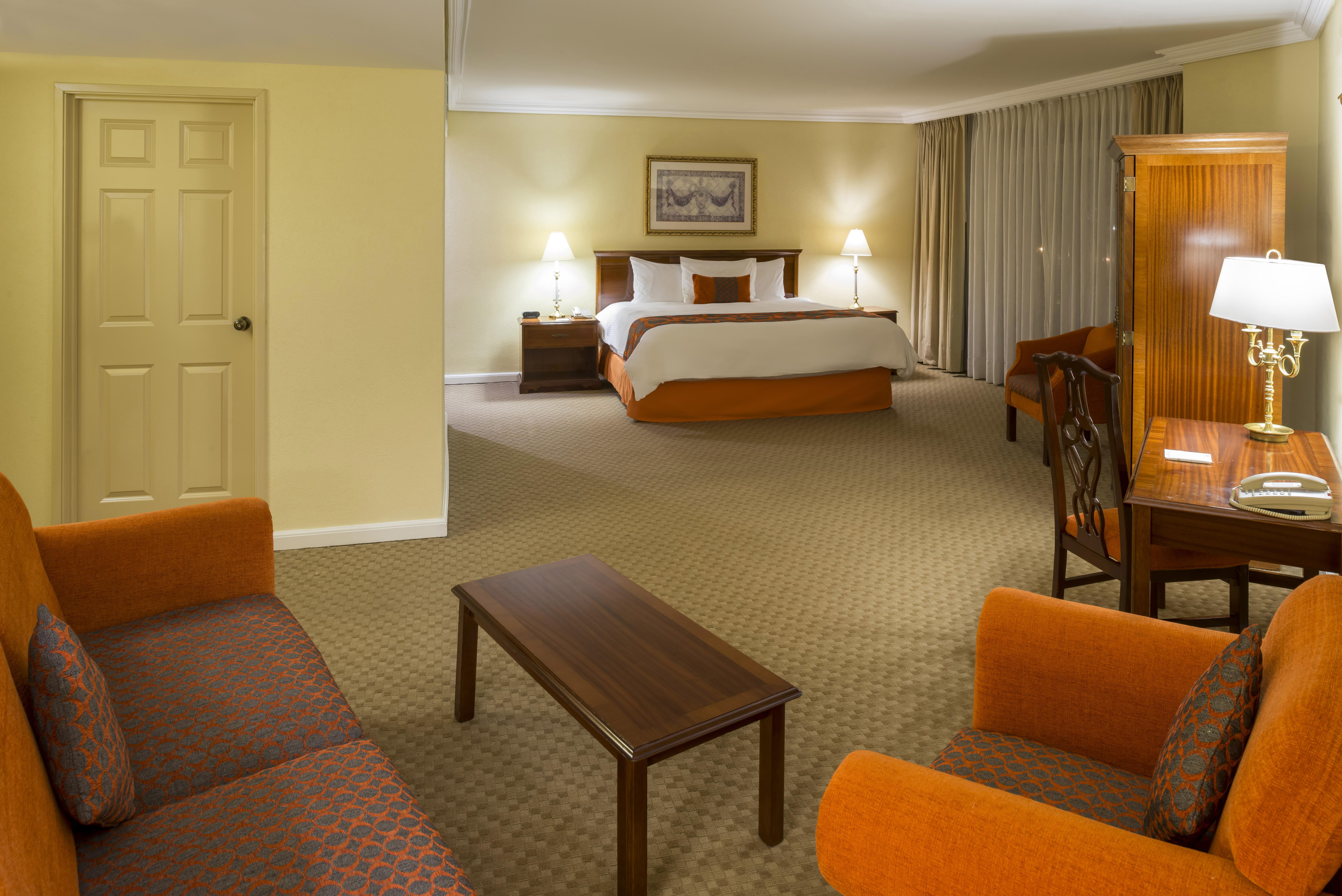 普埃布拉安吉罗波利斯卡米奥真实酒店 外观 照片 A typical suite at the Hilton Garden Inn