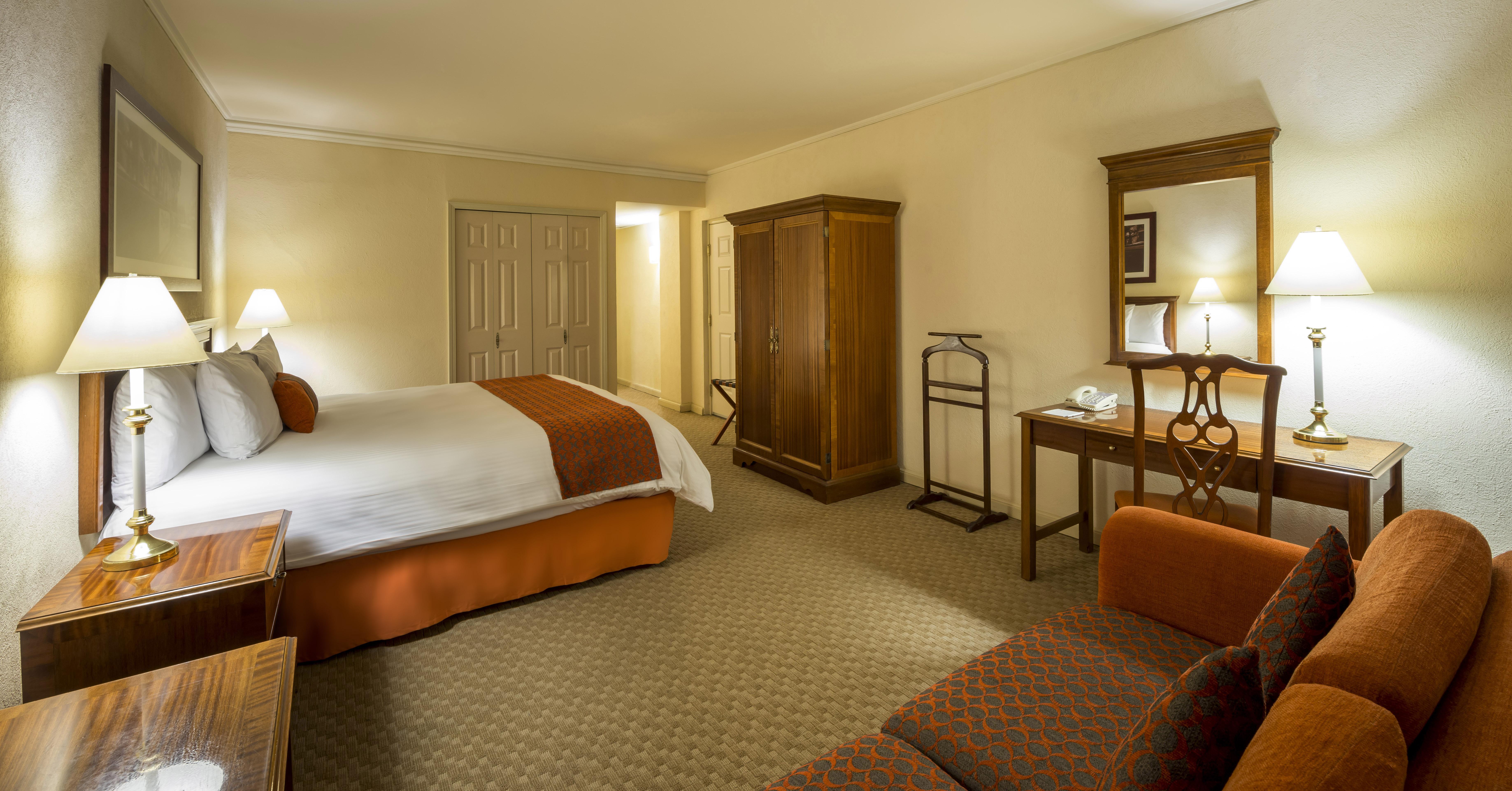 普埃布拉安吉罗波利斯卡米奥真实酒店 外观 照片 A guest room at the Lodge at Vail