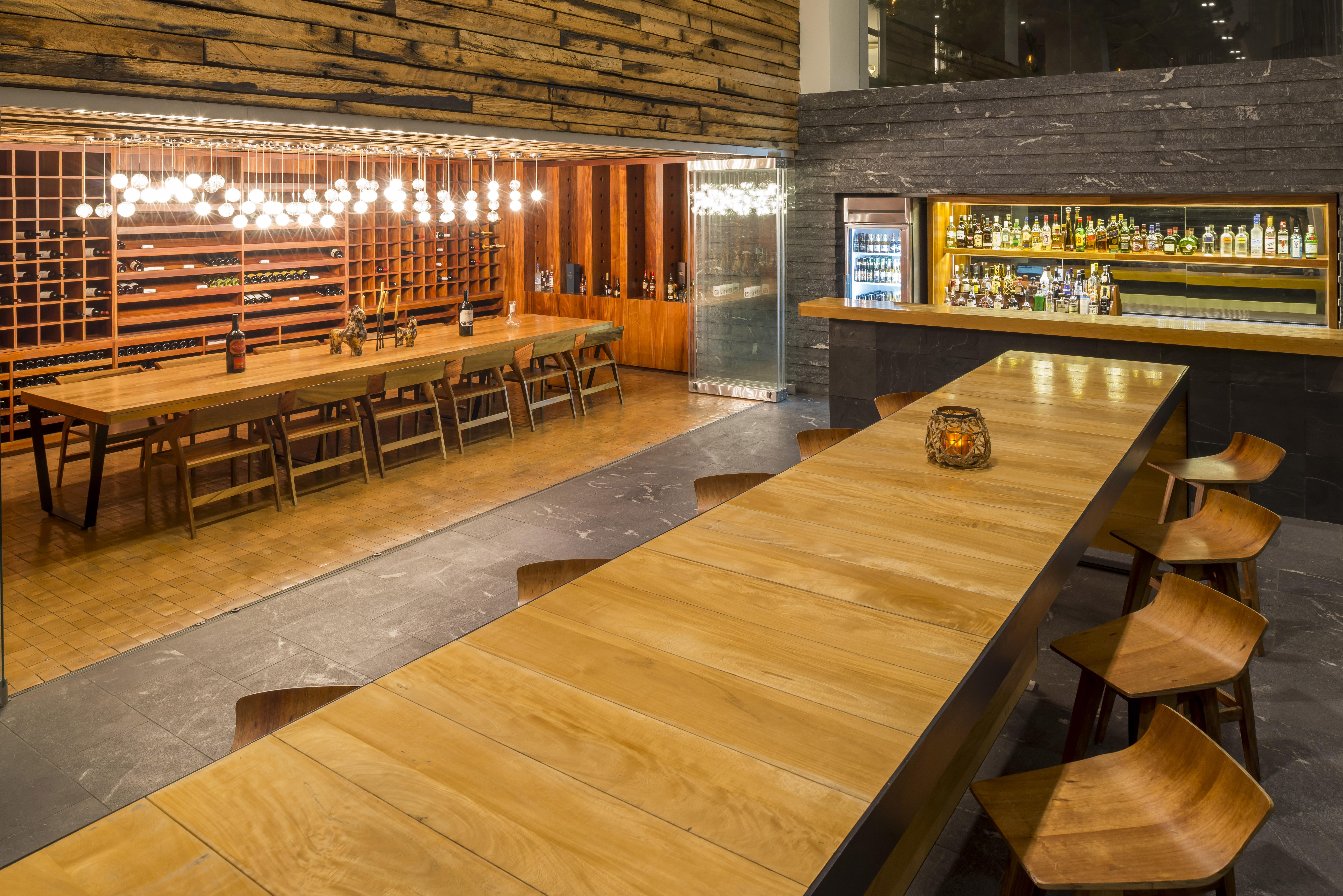 普埃布拉安吉罗波利斯卡米奥真实酒店 外观 照片 The bar at the restaurant