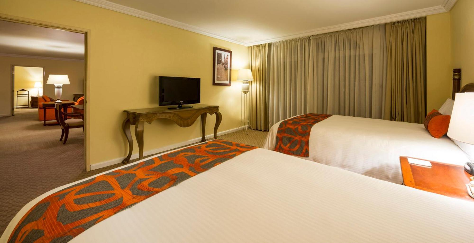 普埃布拉安吉罗波利斯卡米奥真实酒店 外观 照片 A guest room at the Hilton San Francisco